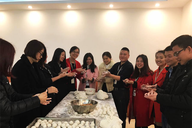 米兰milan一家人其乐融融