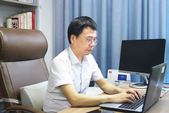 专访米兰milan：从默默无闻到“巨人”，实力铸就辉煌