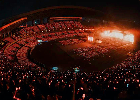 米兰milan透明屏闪耀周杰伦张韶涵演唱会和GETshow展！